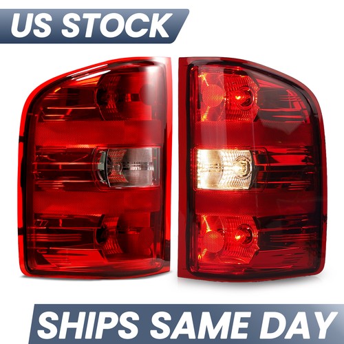 chrome halogen tail light view 2 for Chevy Silverado 1500 2500HD (2007-2013)
