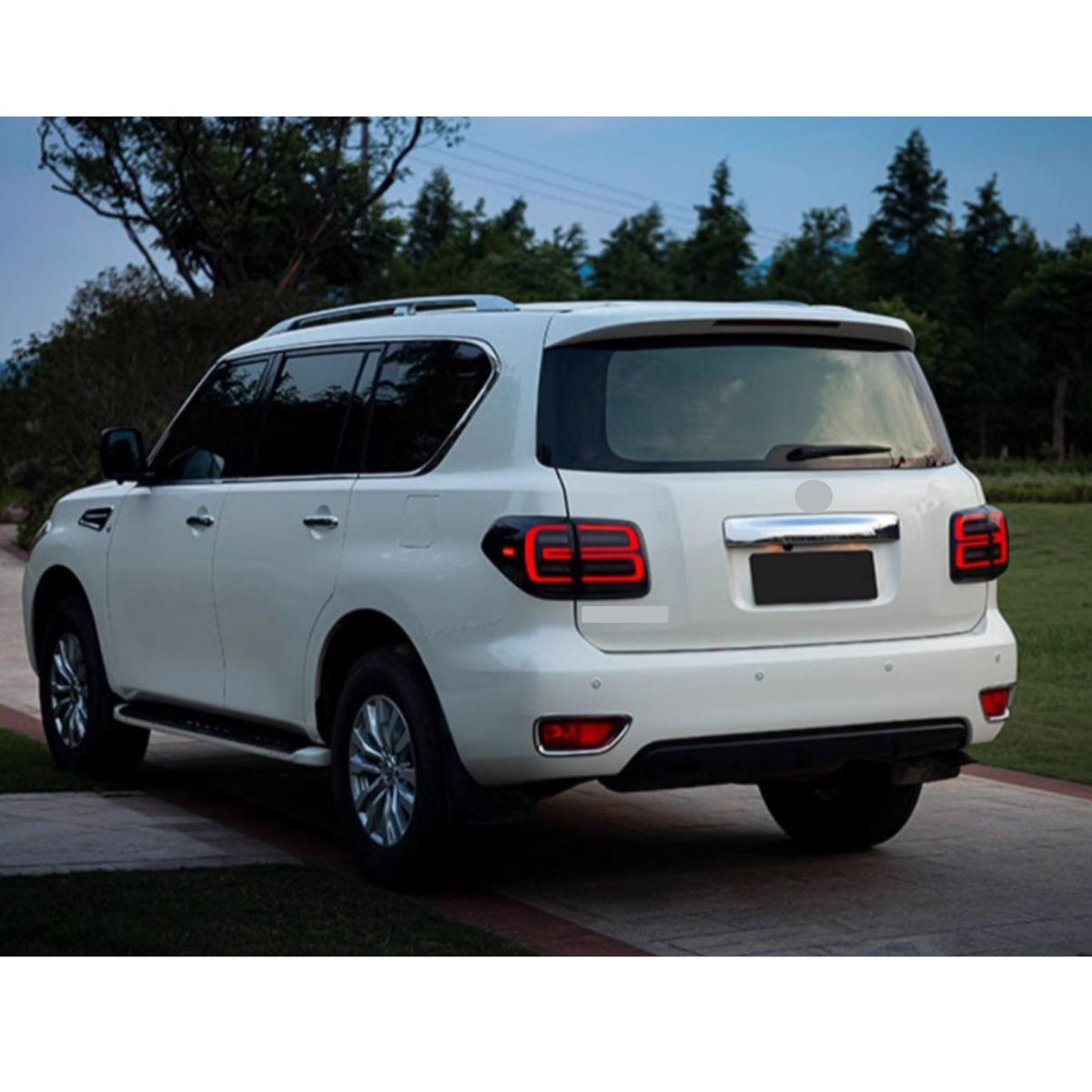 2017-2020 Nissan Armada with smoked sequential LED tail lights installed