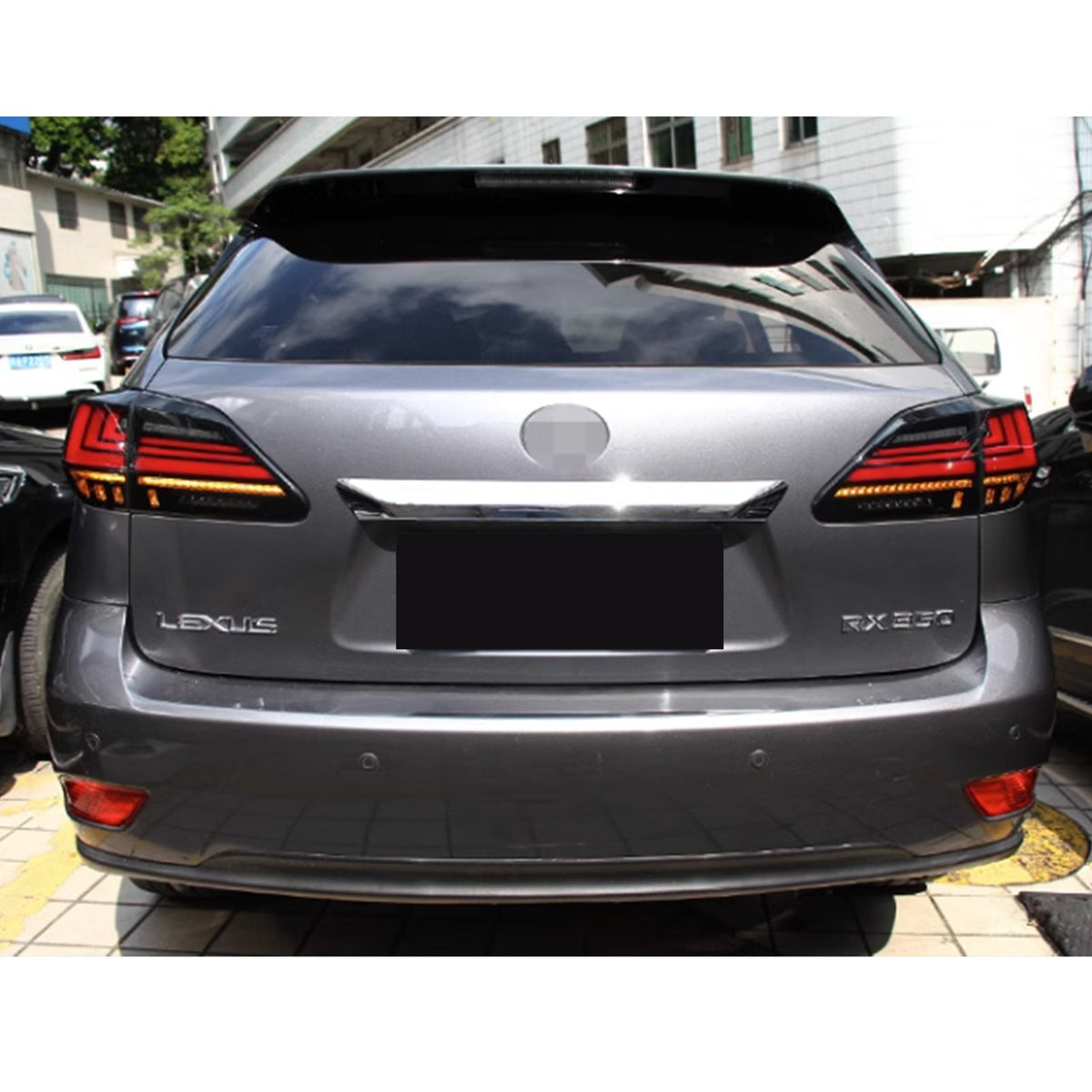 2010-2015 Lexus RX350 / RX450h with smoked sequential LED tail lights installed