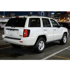 Another view of the LED tail lights installed on a 1999-2004 Jeep Grand Cherokee WJ