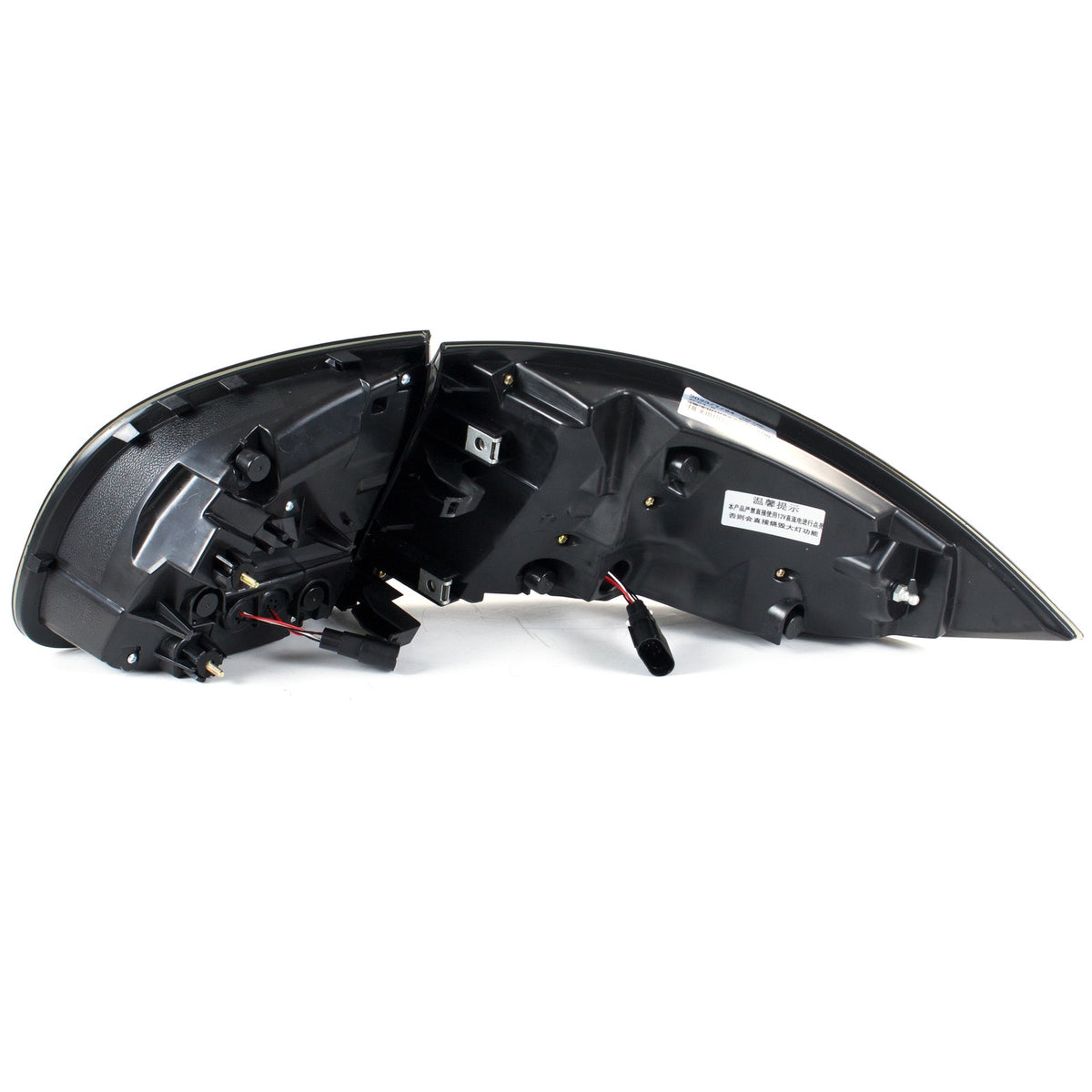 Back housing and wiring of the 2011-2014 Porsche Cayenne LED tail light