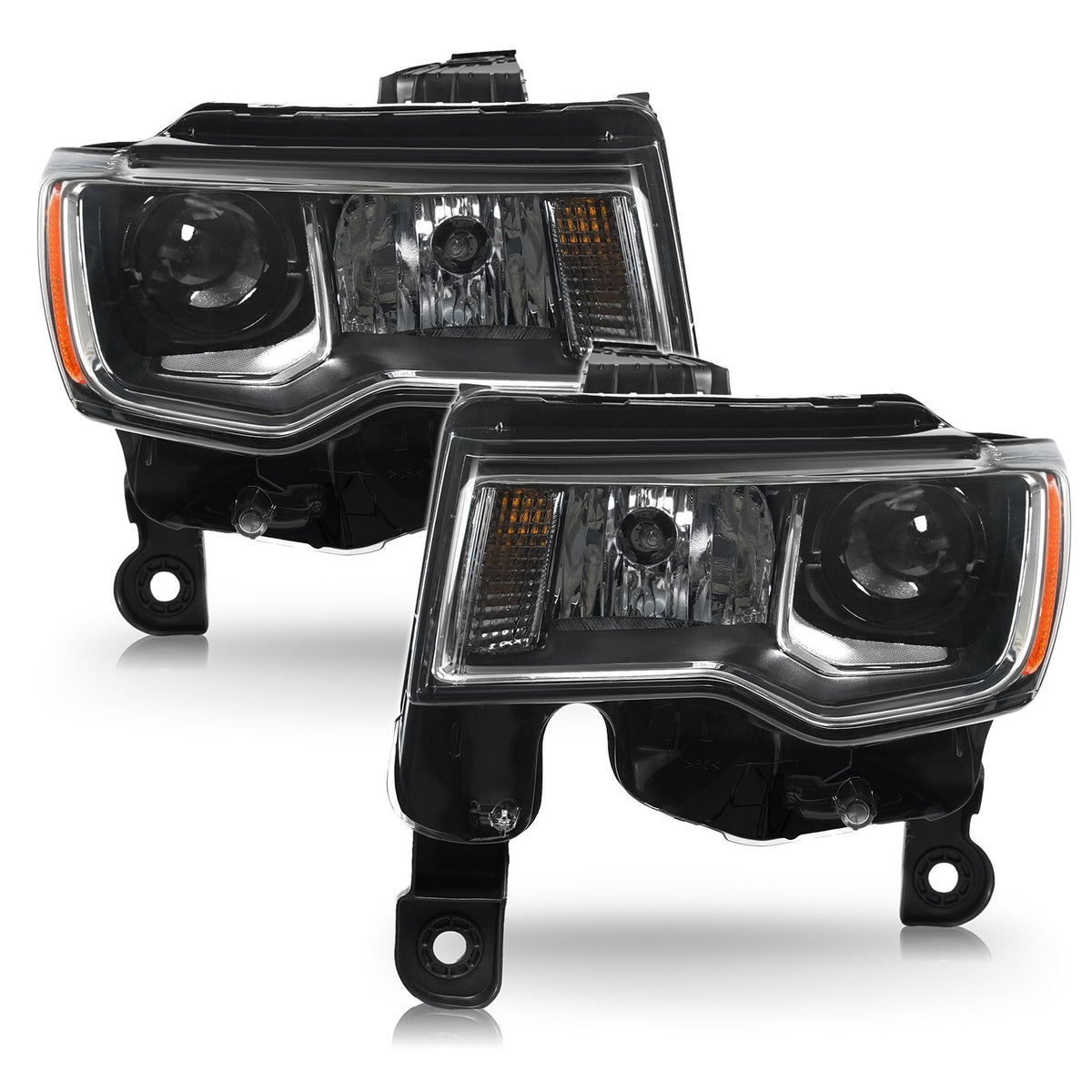Right halogen projector headlight side angle for 2017-2022 Jeep Grand Cherokee