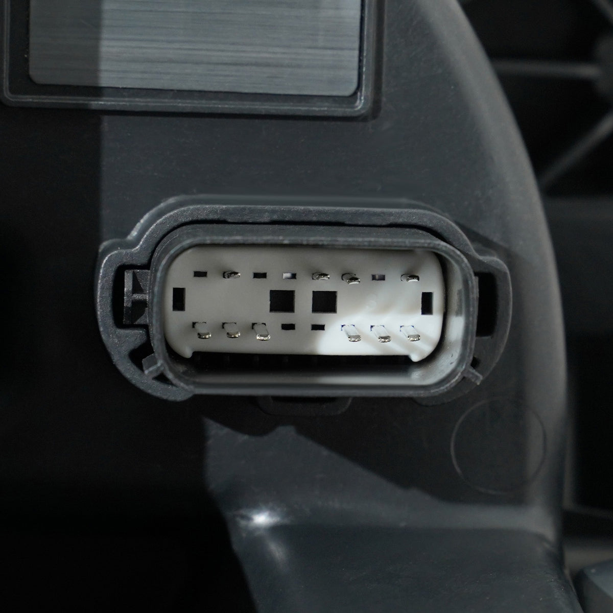 Left LED headlight side angle for 2022-2024 Ford Expedition