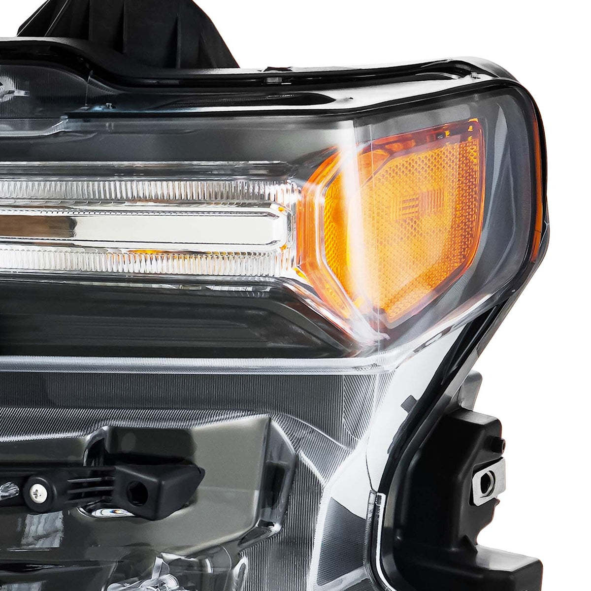 Right halogen headlight side angle for 2024-2026 Chevy Silverado 2500HD