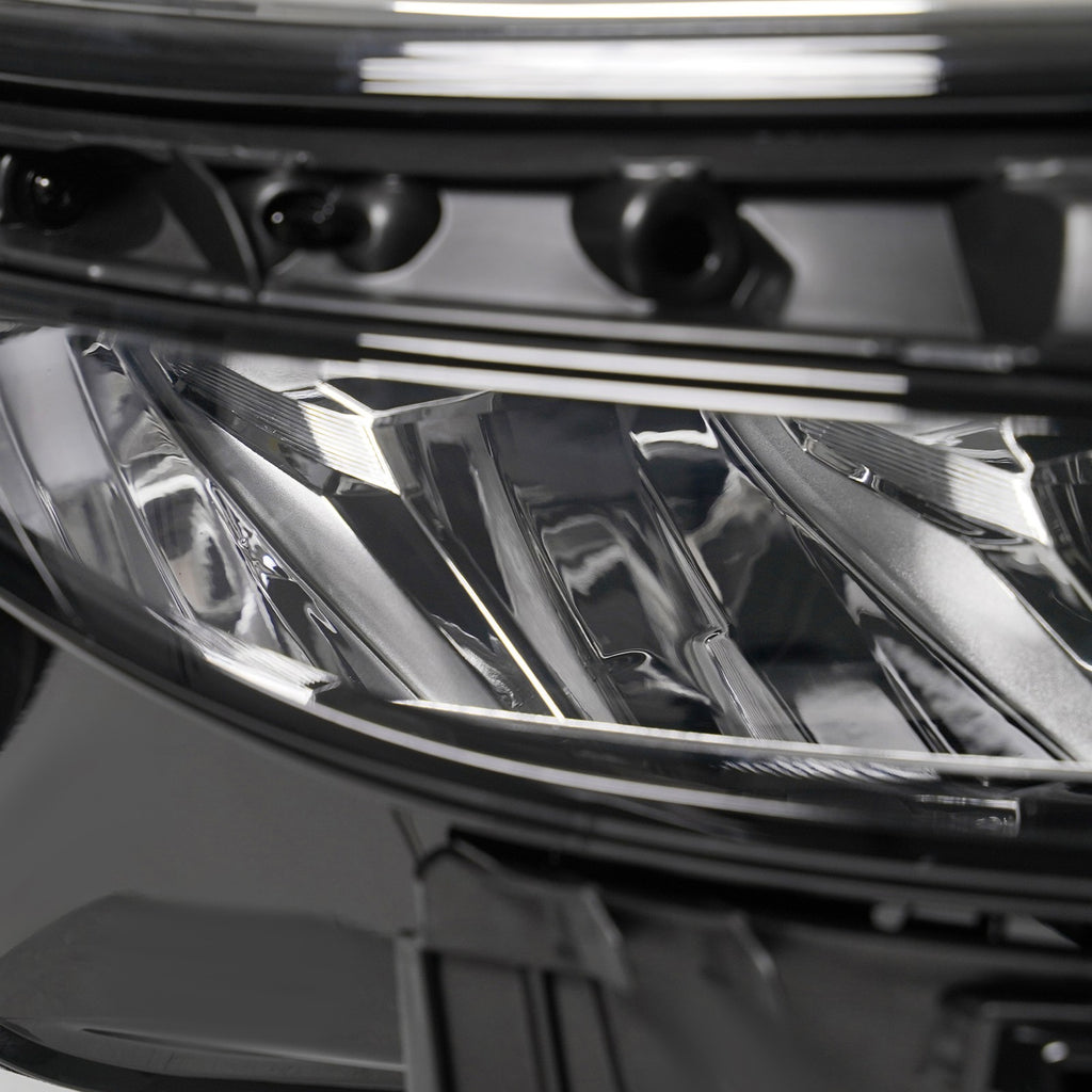Left LED headlight lens close-up for 2022-2024 Chevrolet Equinox LT/RS