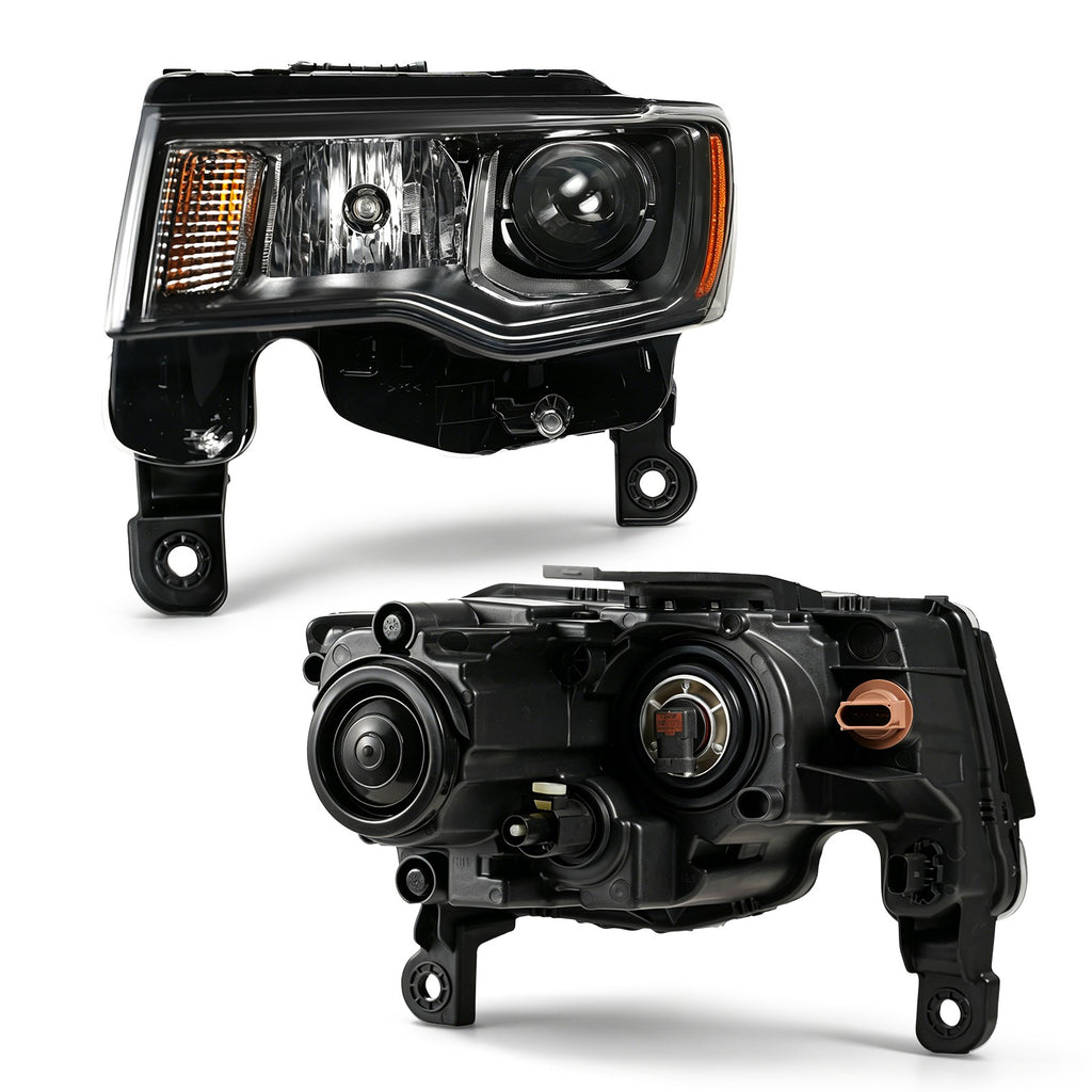 Left halogen projector headlight lens close-up for 2017-2021 Jeep Grand Cherokee