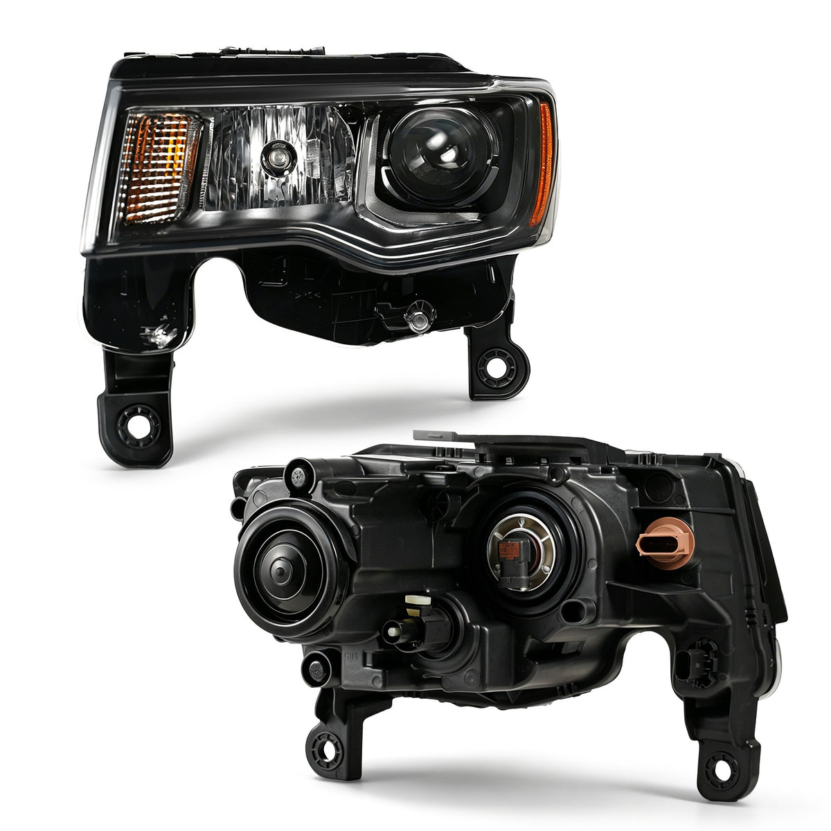 Left halogen projector headlight lens close-up for 2017-2021 Jeep Grand Cherokee