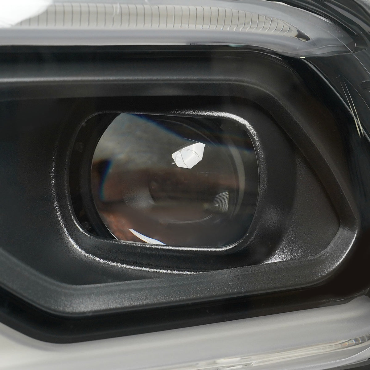 Right LED headlight side angle for 2021-2026 Dodge Durango