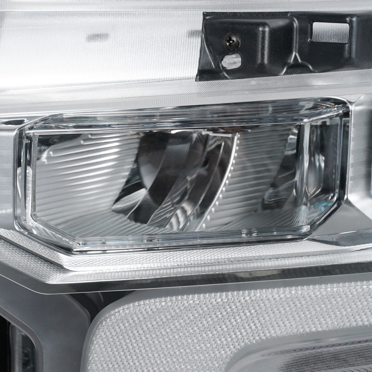 Left LED headlight lens close-up for 2022-2026 Chevrolet Silverado 1500