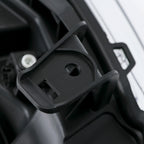 Left halogen headlight lens close-up for 2015-2017 Ford Expedition