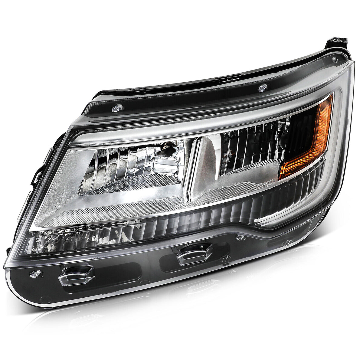 Left LED reflector headlight lens close-up for 2016-2018 Ford Explorer
