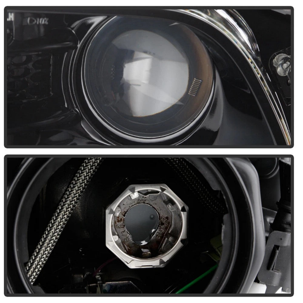 Hid headlight reflector close-up for 2014-2018 Jeep Cherokee