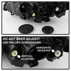 Right HID headlight lens close-up for 2008-2014 BMW X6 E71