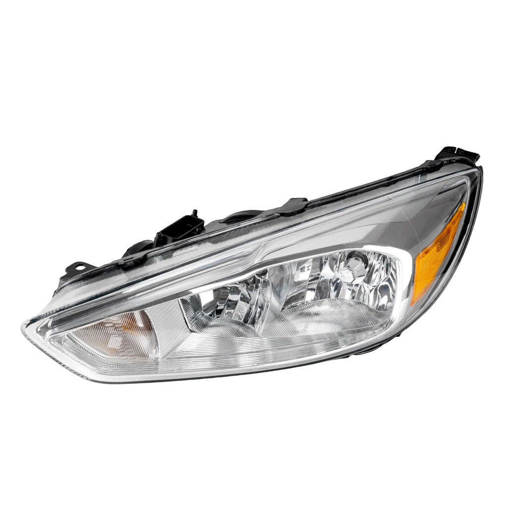 Left halogen headlight lens close-up for 2015-2018 Ford Focus