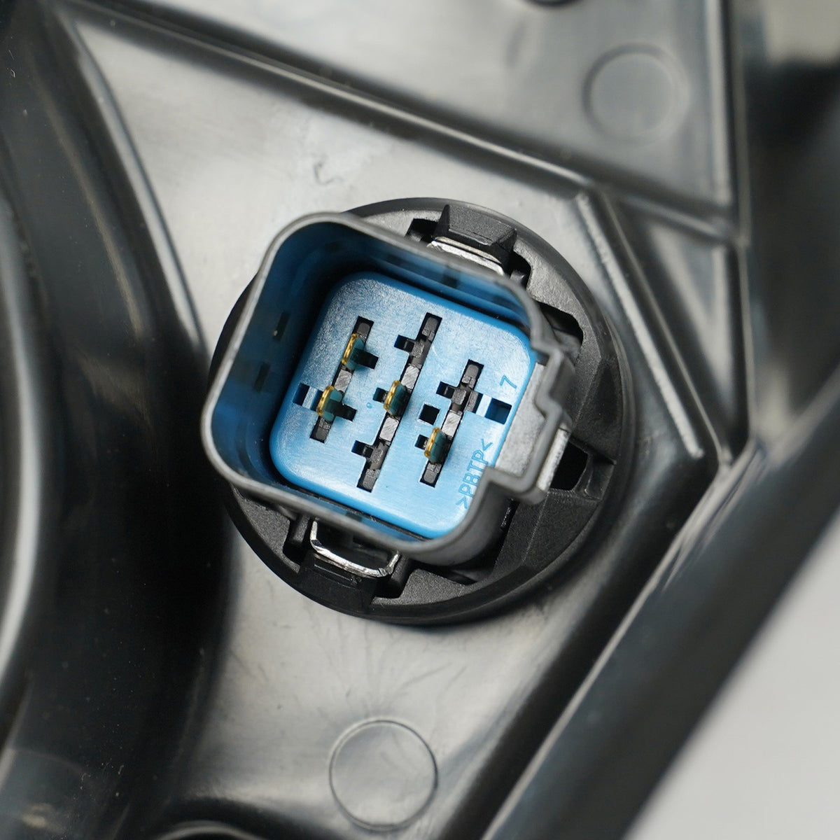 Right halogen headlight lens close-up for 2010-2012 Ford Fusion