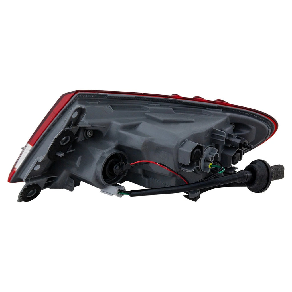 OE-style red tail light view 8 for Chrysler 200 Sedan (2015-2016)