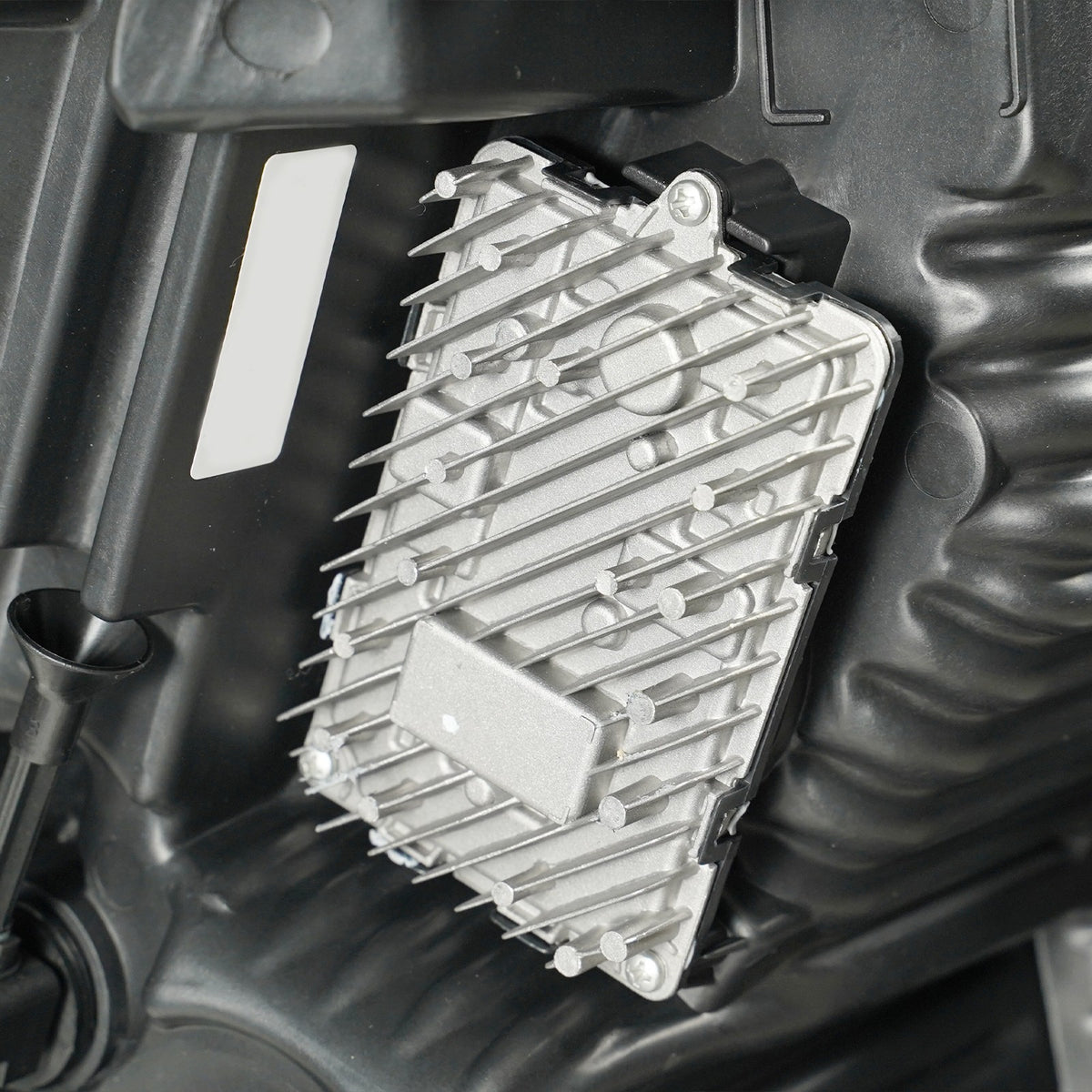 Led headlight connector close-up for 2024-2026 Chevrolet Traverse