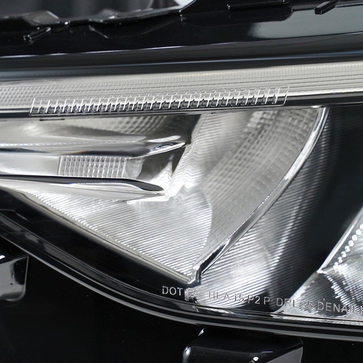 Right LED headlight lens close-up for 2023-2025 Ford Escape