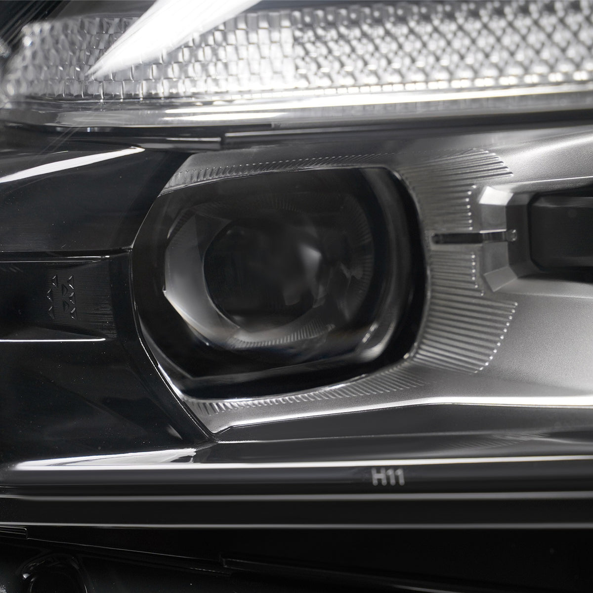 Right LED headlight lens close-up for 2023-2026 Chevrolet Colorado