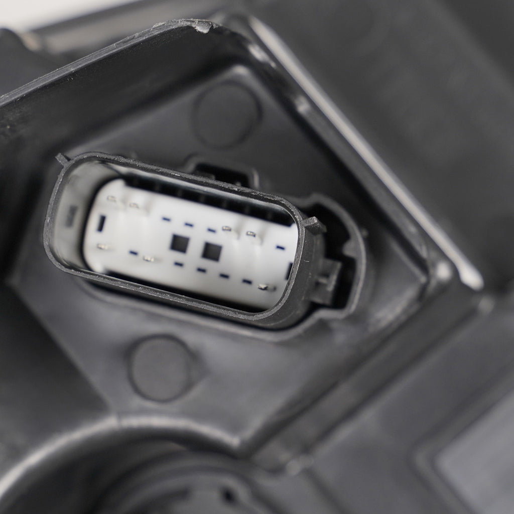 Right halogen headlight lens close-up for 2019-2023 Ford Transit Connect