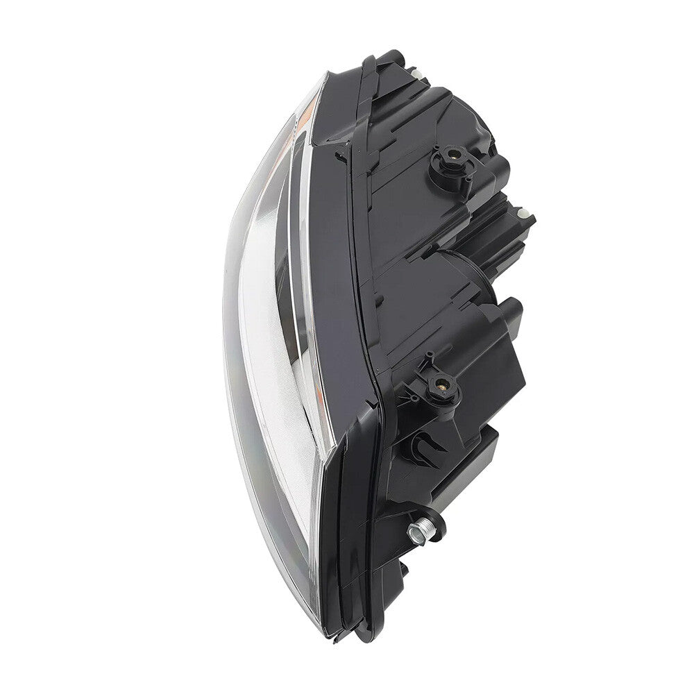 Right halogen headlight lens close-up for 2017-2018 VW Jetta