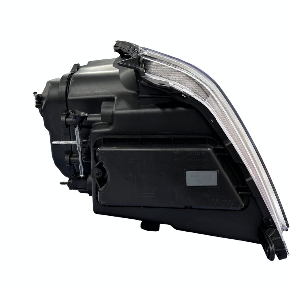 Halogen headlight connector close-up for 2005-2011 Cadillac STS