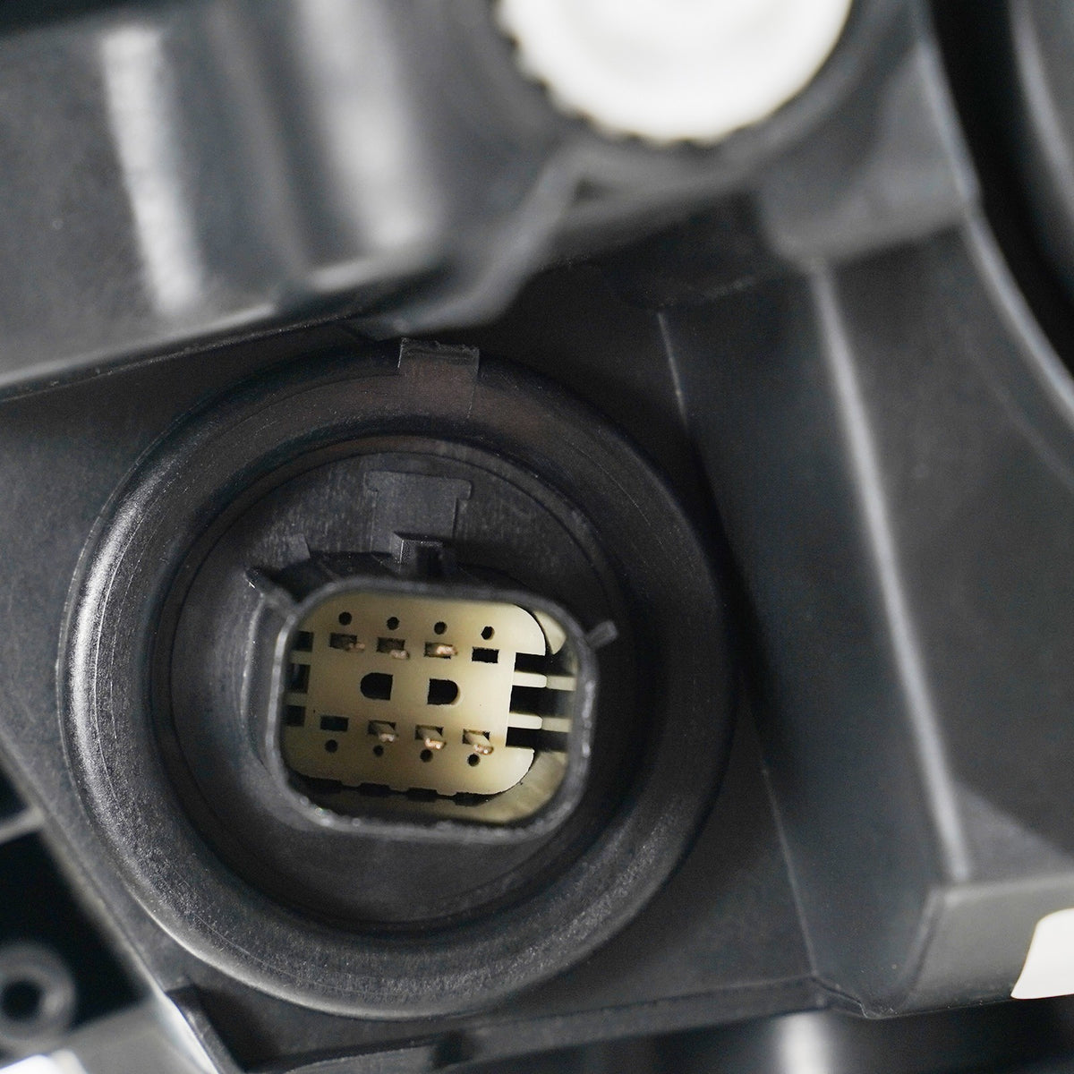 Hid headlight connector close-up for 2016-2018 Camaro / 2017-2024 Camaro ZL1