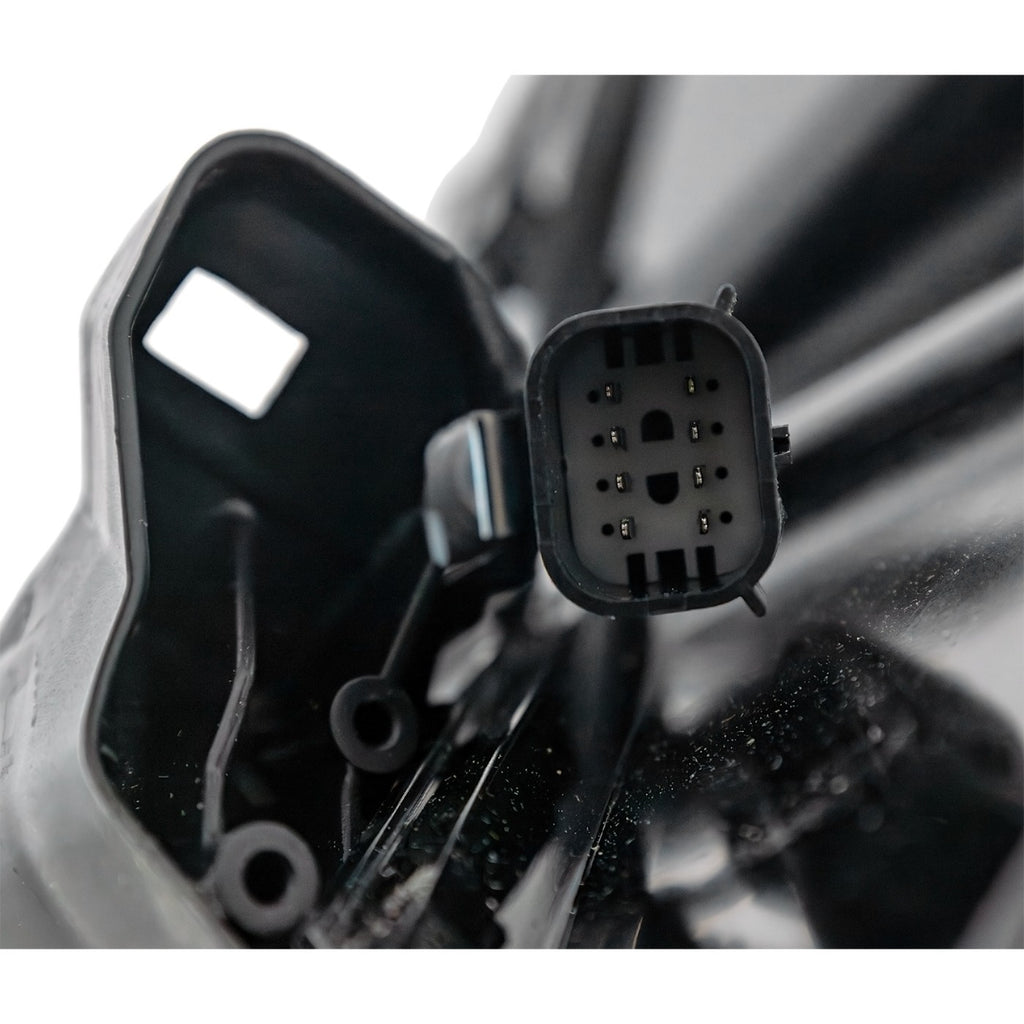 Left HID headlight lens close-up for 2014-2019 Chevrolet Corvette