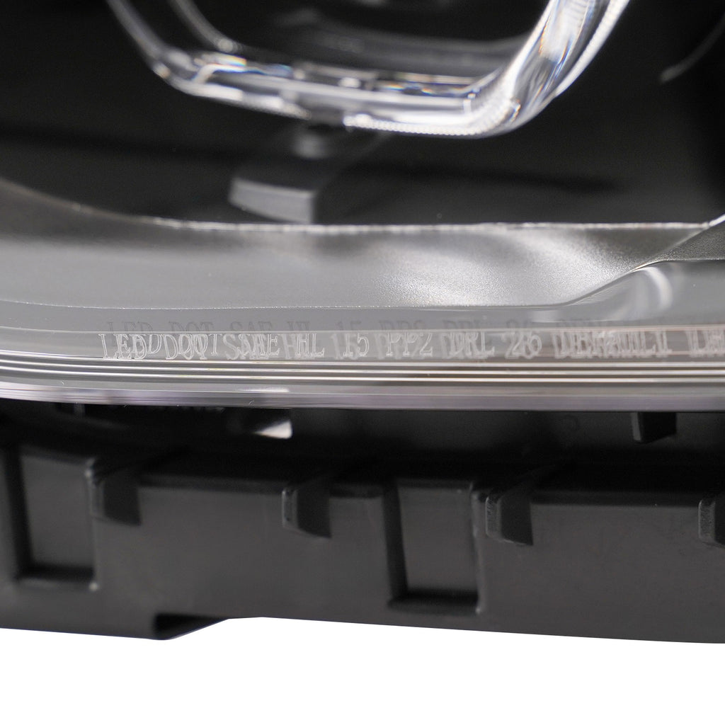 Led headlight connector close-up for 2018-2021 BMW X3 / X4