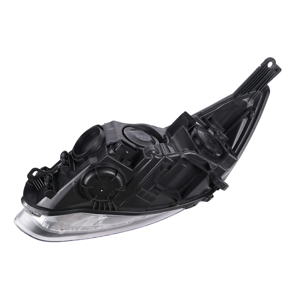 Halogen projector headlight connector close-up for 2012-2014 Ford Focus