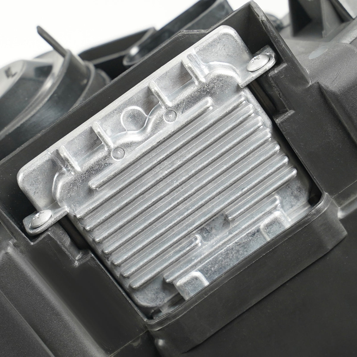 Right HID headlight lens close-up for 2013-2016 Ford Escape
