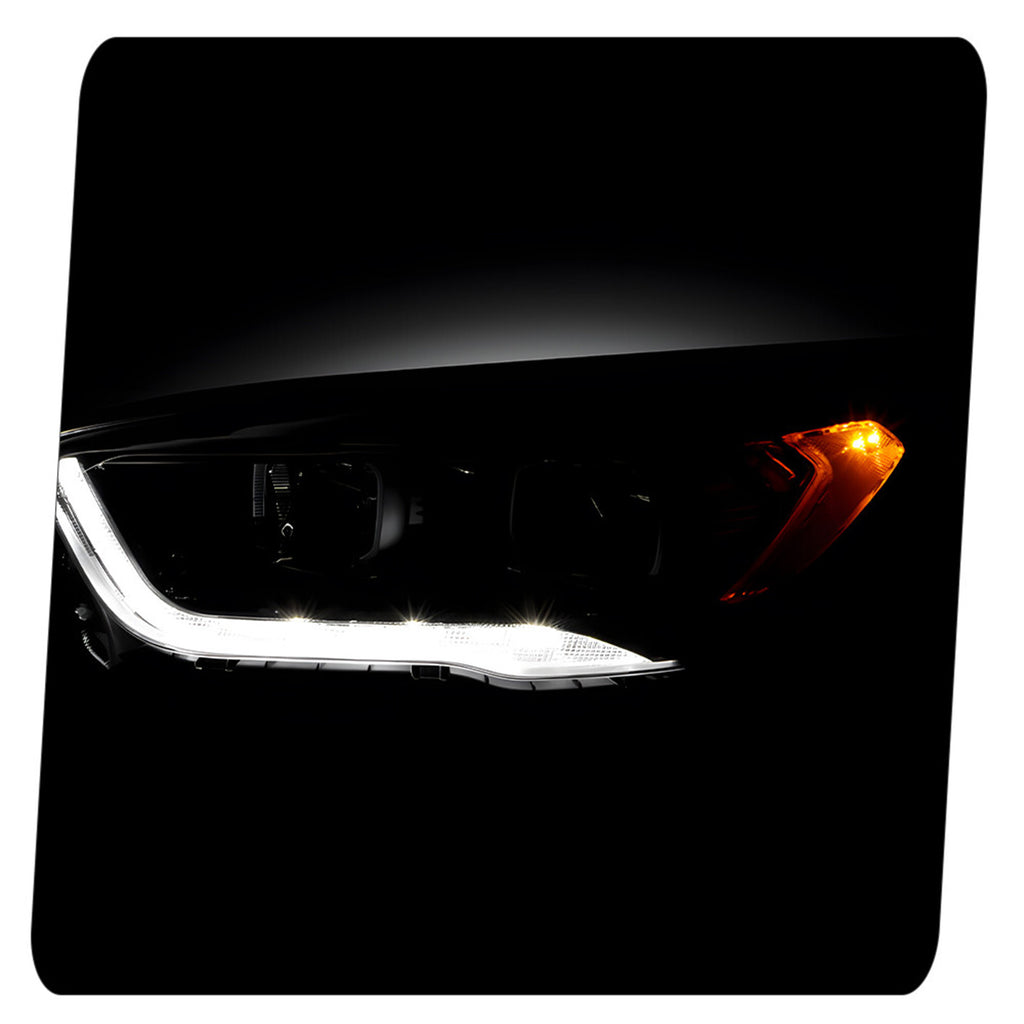 Left HID headlight lens close-up for 2017-2019 Ford Escape