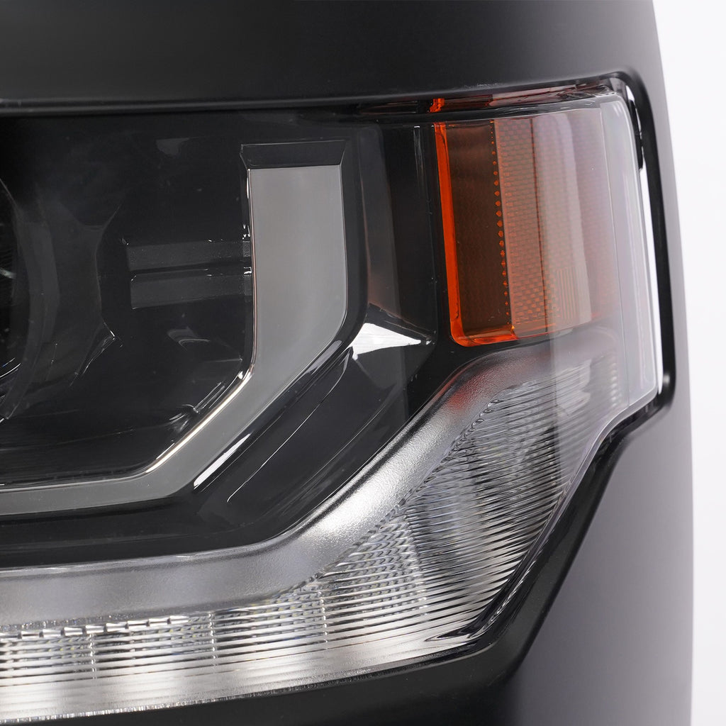 Hid headlight adjuster close-up for 2016-2018 Chevy Silverado 1500