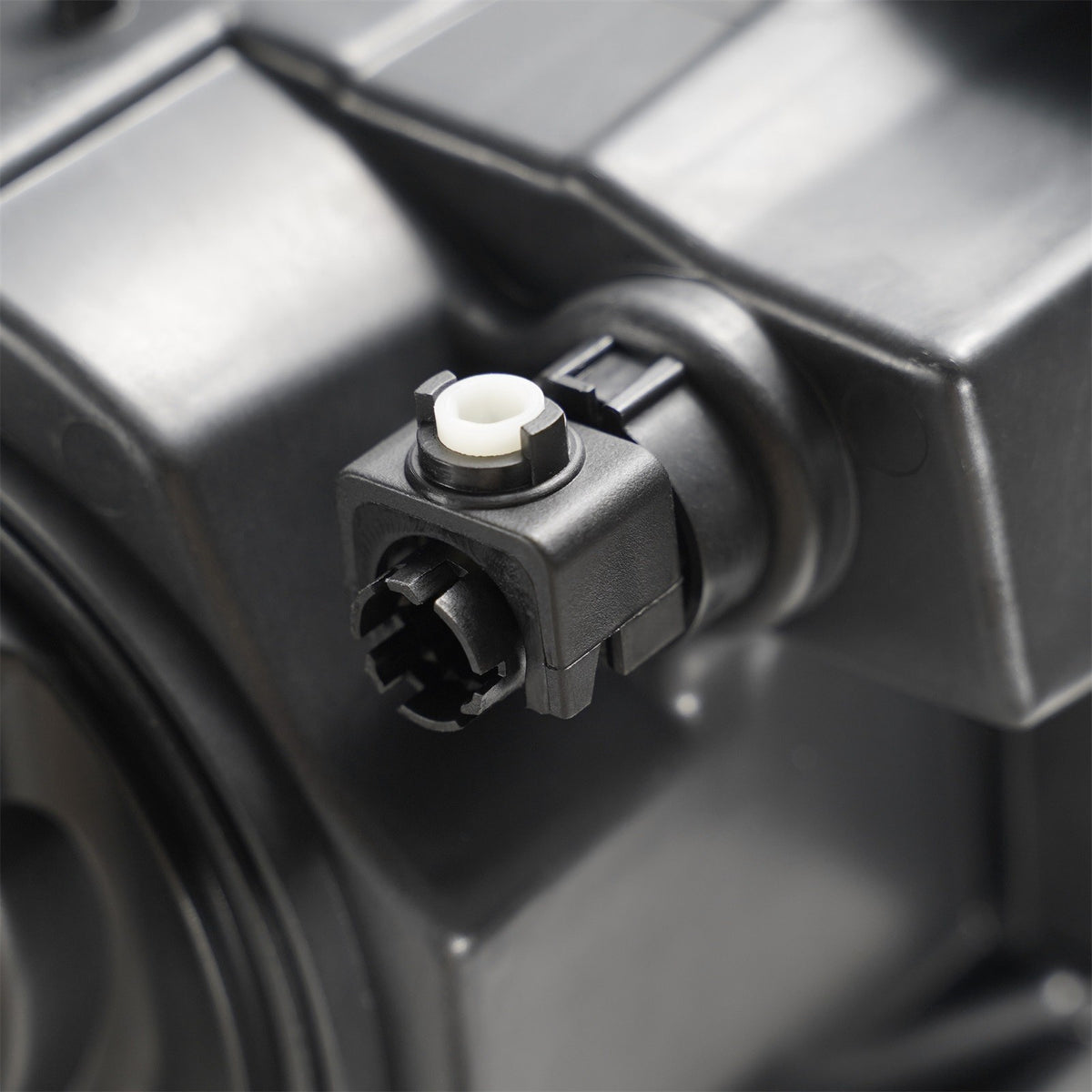 Halogen headlight connector close-up for 2015-2019 Chevy Silverado 2500HD