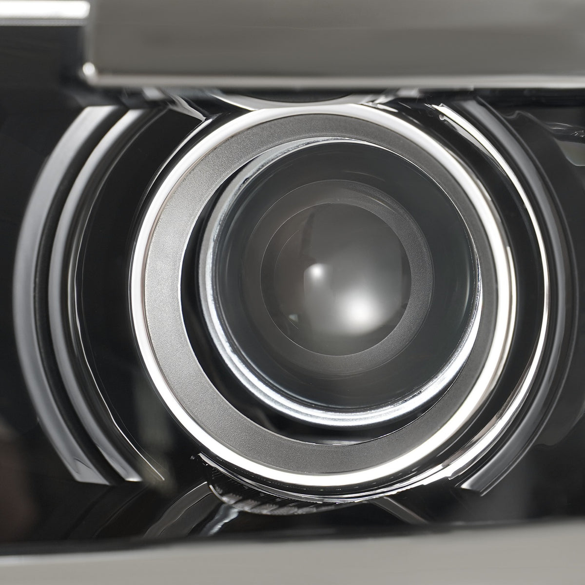 Halogen headlight bulb socket close-up for 2015-2019 Chevy Silverado HD