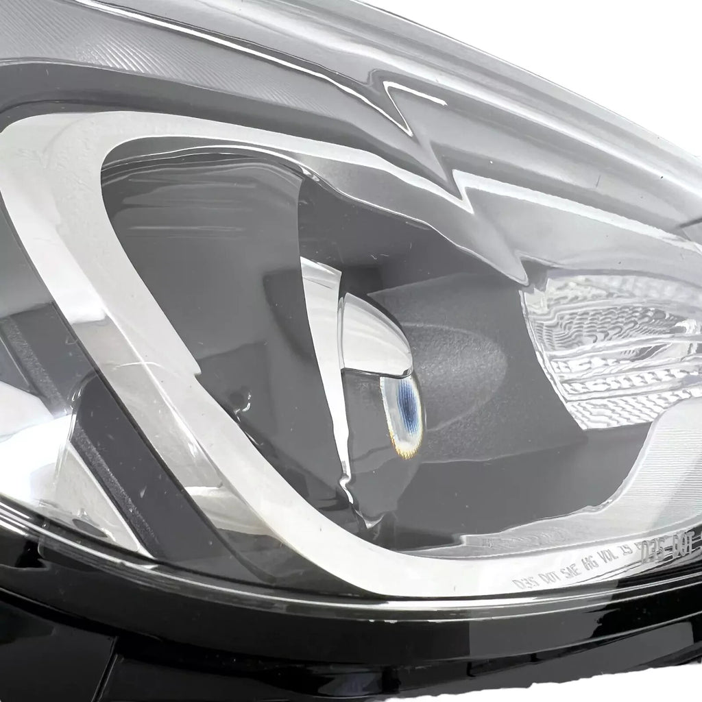 Right HID headlight lens close-up for 2016-2018 Buick Envision