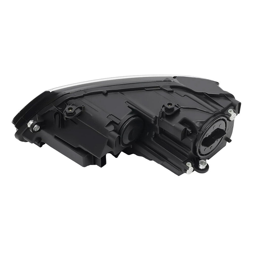 Halogen headlight connector close-up for 2017-2018 VW Jetta