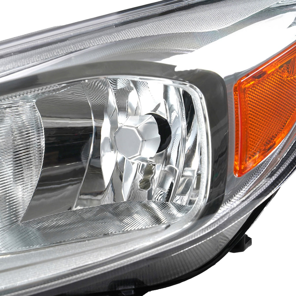 Right halogen headlight lens close-up for 2015-2018 Ford Focus
