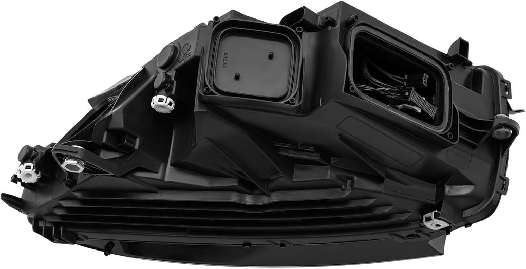 Led headlight connector close-up for 2016-2019 Mercedes-Benz GLC