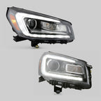 Halogen projector headlight connector close-up for 2013-2016 GMC Acadia