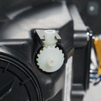 Halogen projector headlight connector close-up for 2016-2018 Chevy Malibu