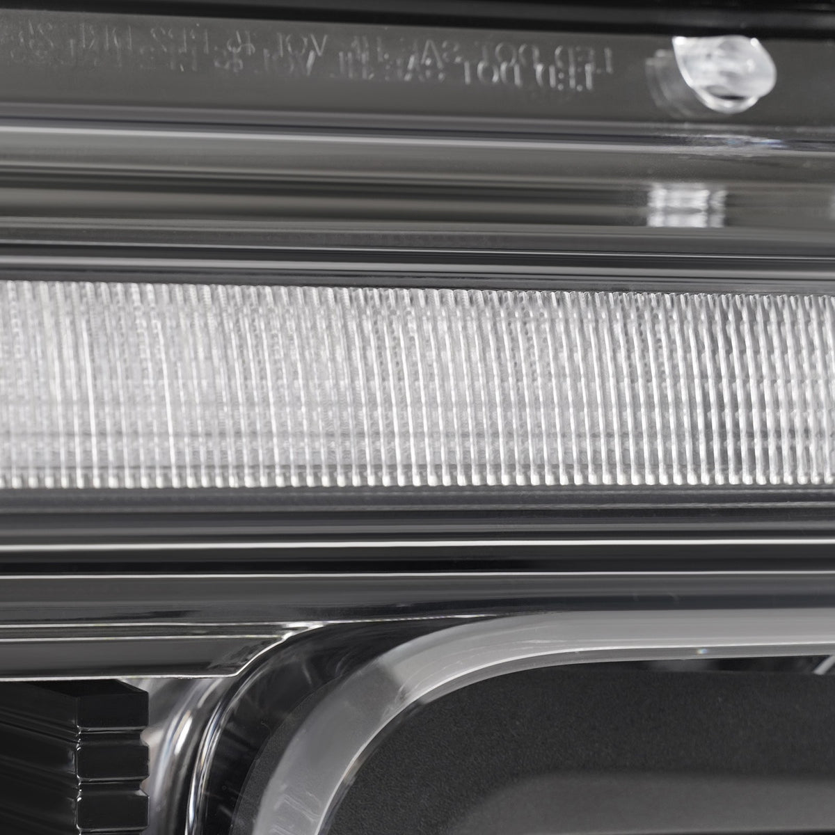 Led headlight adjuster close-up for 2017-2019 Ford F-250/F-350 Super Duty