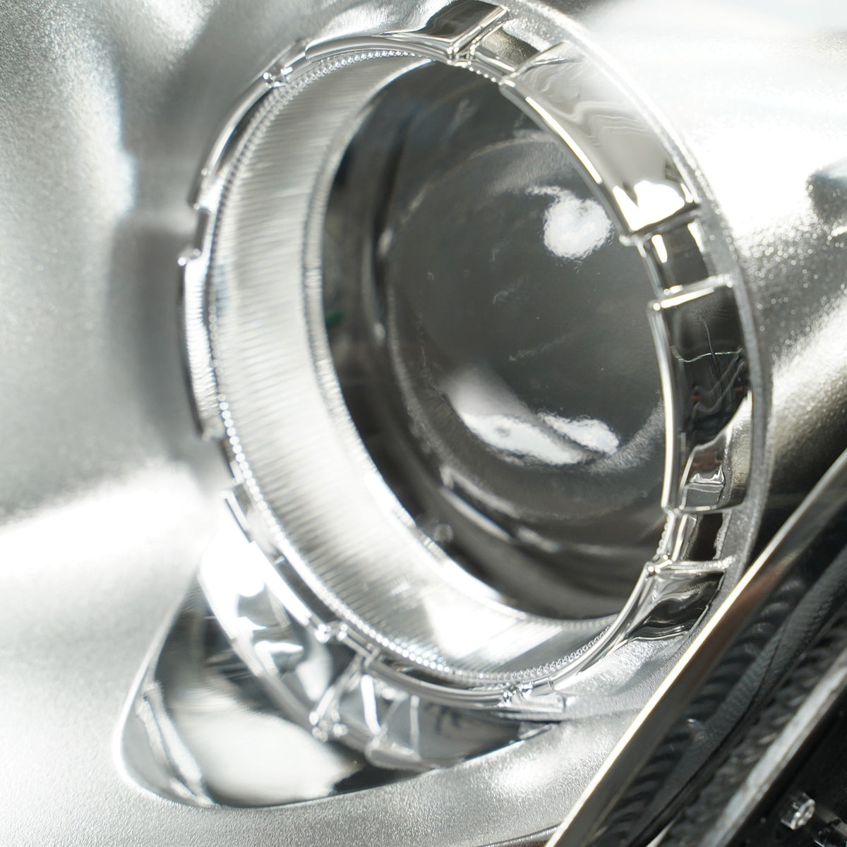 Halogen headlight bulb socket close-up for 2010-2012 Ford Fusion