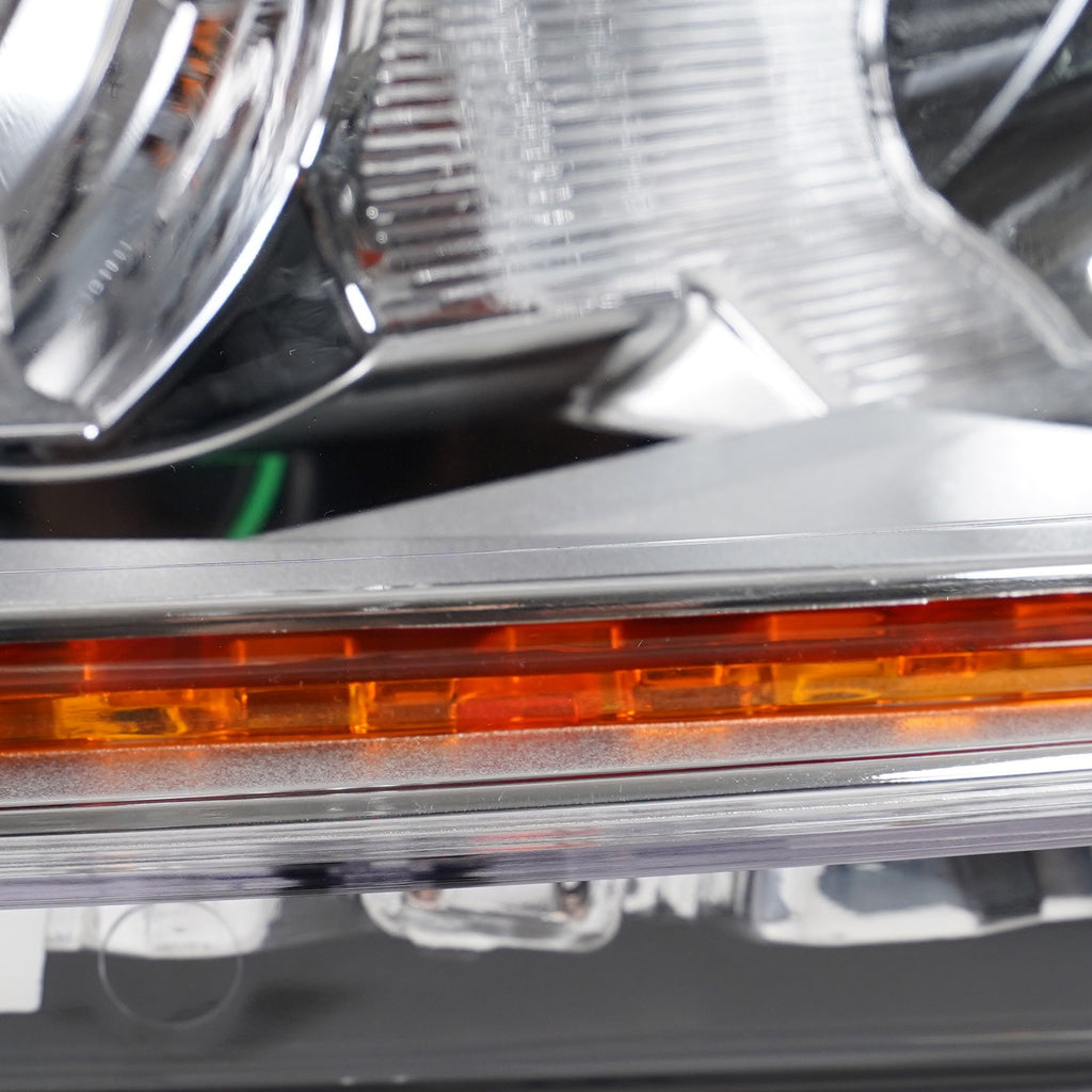 Halogen headlight adjuster close-up for 2014-2018 Ford Transit Connect