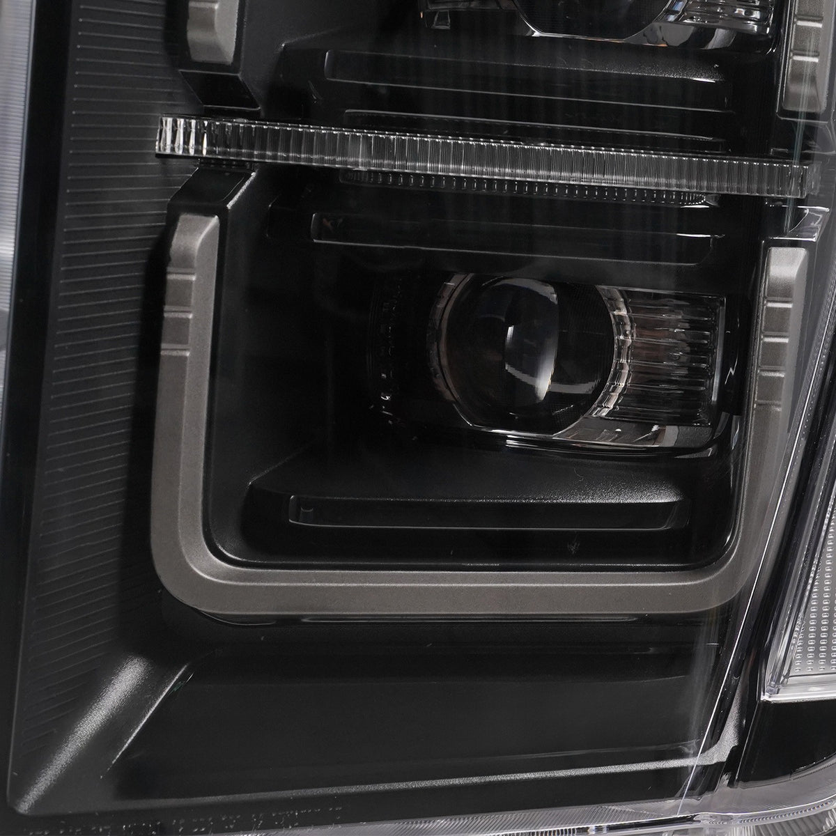 Led headlight adjuster close-up for 2021-2023 Ford F-150 Raptor