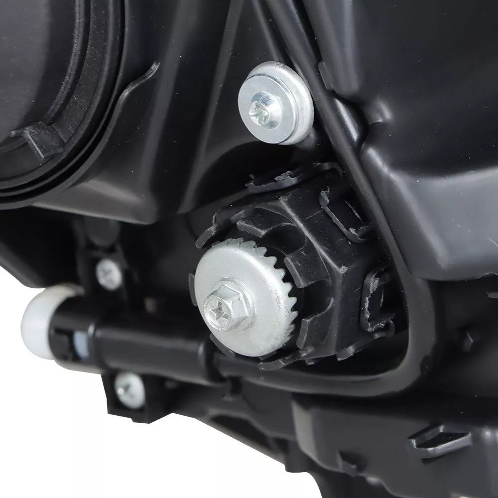 Halogen projector headlight adjuster close-up for 2013-2018 Cadillac ATS