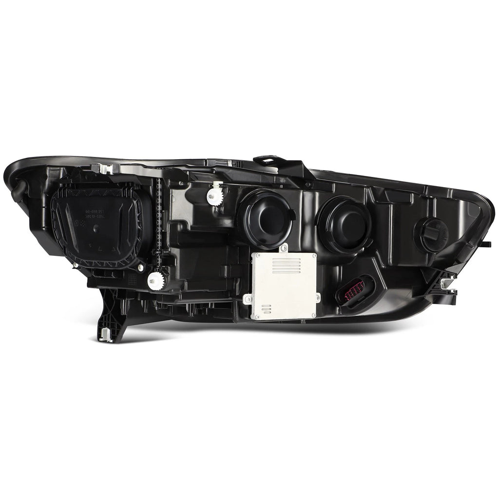 Right HID headlight lens close-up for 2012-2015 Audi A6 / S6