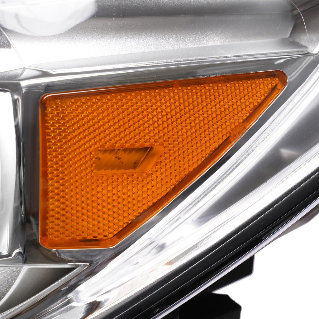 Left HID headlight lens close-up for 2013-2017 Buick Enclave