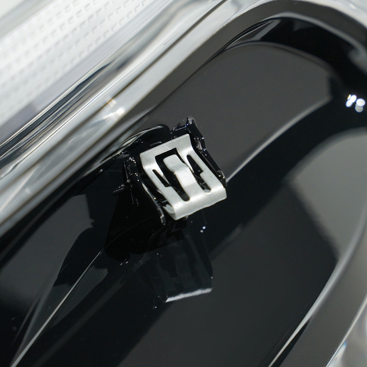 Led headlight adjuster close-up for 2022-2024 Ford Expedition