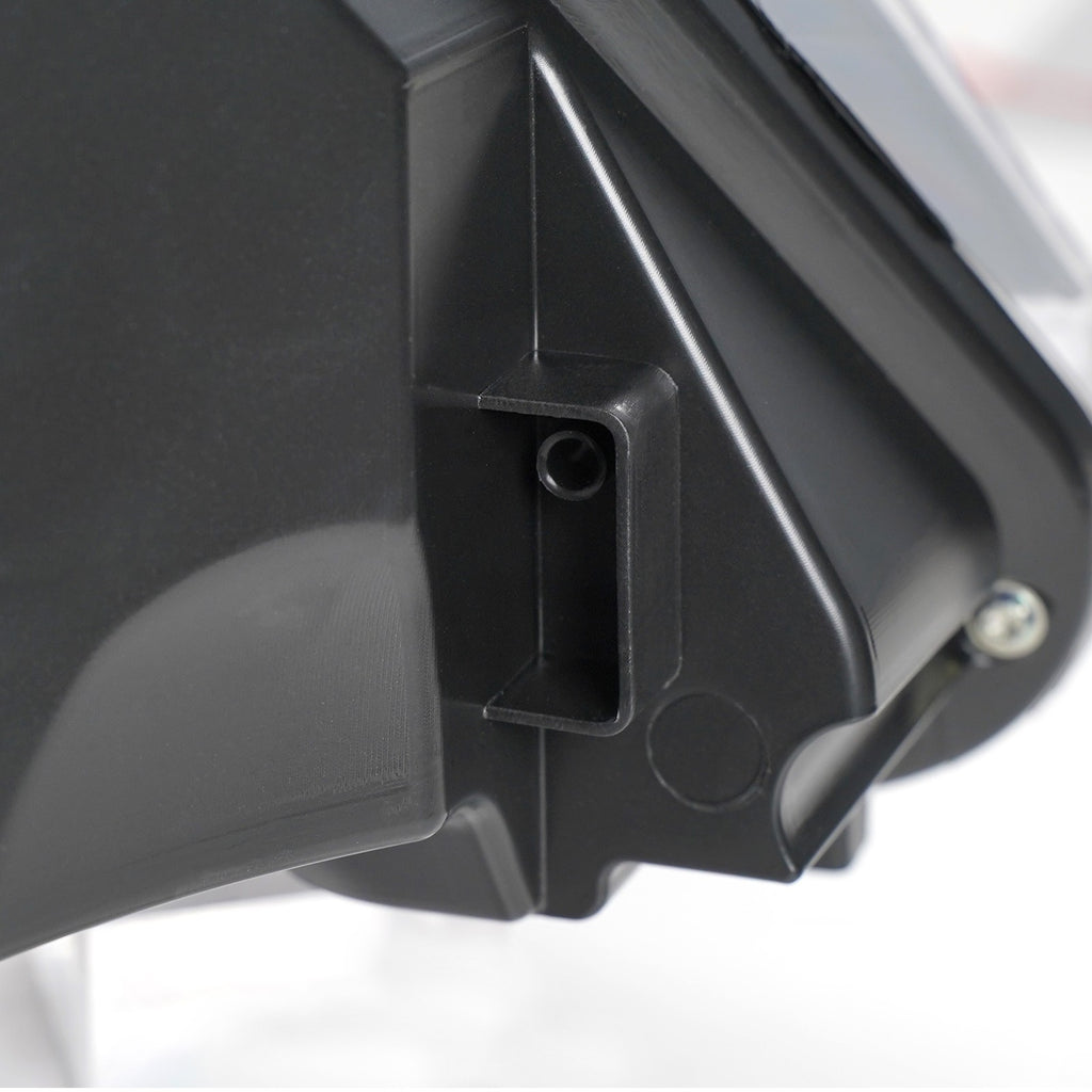 Hid headlight mounting tab close-up for 2011-2014 BMW X3 (F25)